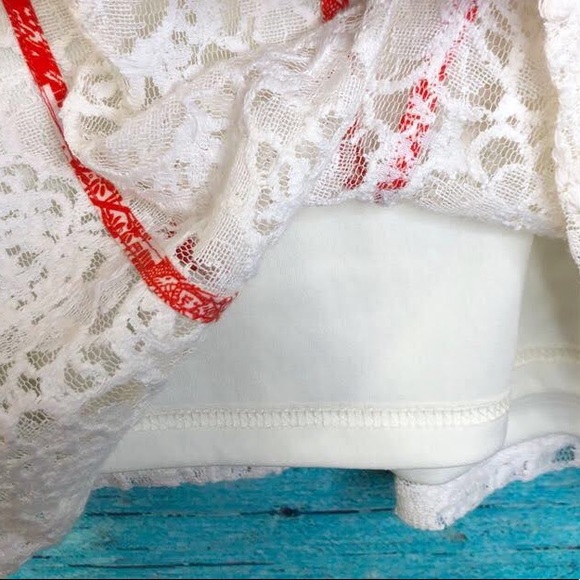 Flying Tomato Cream Lace Sheath Dress - Picture 6 of 6